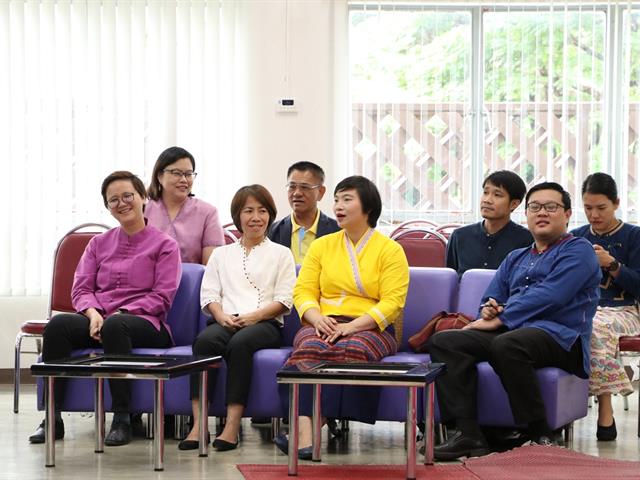 หน่วยกิจการนิสิตและทำนุบำรุงศิลปวัฒนธรรม,พร้อมด้วยสโมสรนิสิต,ได้จัดดำเนินโครงการคุรุปูจา,ไหว้สา,ปารมี(ไหว้ครูคณะรัฐศาสตร์และสังคมศาสตร์),ประจำปีการศึกษา,2562
