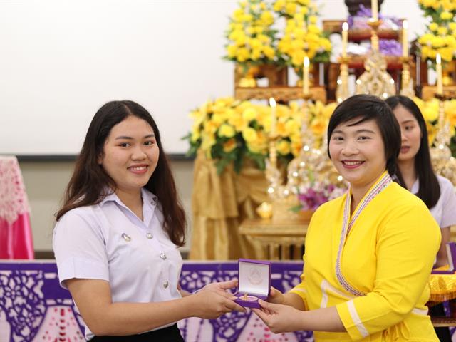 หน่วยกิจการนิสิตและทำนุบำรุงศิลปวัฒนธรรม,พร้อมด้วยสโมสรนิสิต,ได้จัดดำเนินโครงการคุรุปูจา,ไหว้สา,ปารมี(ไหว้ครูคณะรัฐศาสตร์และสังคมศาสตร์),ประจำปีการศึกษา,2562