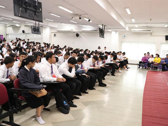 หน่วยกิจการนิสิตและทำนุบำรุงศิลปวัฒนธรรม,พร้อมด้วยสโมสรนิสิต,ได้จัดดำเนินโครงการคุรุปูจา,ไหว้สา,ปารมี(ไหว้ครูคณะรัฐศาสตร์และสังคมศาสตร์),ประจำปีการศึกษา,2562