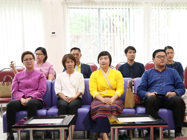หน่วยกิจการนิสิตและทำนุบำรุงศิลปวัฒนธรรม,พร้อมด้วยสโมสรนิสิต,ได้จัดดำเนินโครงการคุรุปูจา,ไหว้สา,ปารมี(ไหว้ครูคณะรัฐศาสตร์และสังคมศาสตร์),ประจำปีการศึกษา,2562