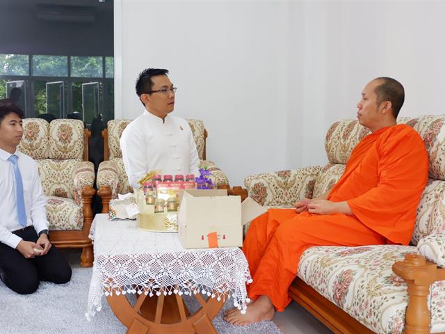 คณะเภสัชศาสตร์,เข้าน้อมถวายมุทิตาสักการะ,รองศาสตราจารย์,พระราชปริยัติ,ดร.ณษิกรณ์,อรินฺทโม,เจ้าคณะจังหวัดพะเยา