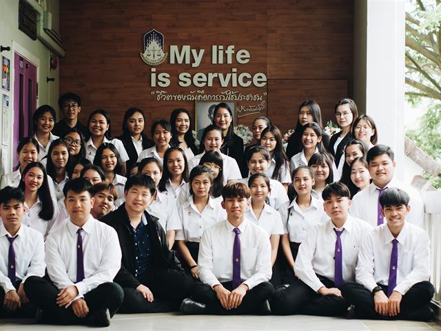 คณะนิติศาสตร์เข้าร่วมพิธีวางพวงมาลาและบำเพ็ญกุศลเนื่องในงาน,,"วันรพี"
