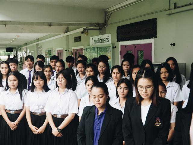 คณะนิติศาสตร์เข้าร่วมพิธีวางพวงมาลาและบำเพ็ญกุศลเนื่องในงาน,,"วันรพี"