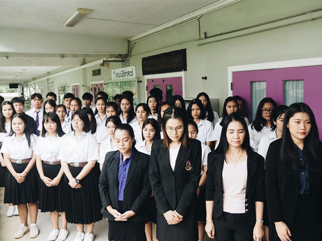 คณะนิติศาสตร์เข้าร่วมพิธีวางพวงมาลาและบำเพ็ญกุศลเนื่องในงาน,,"วันรพี"