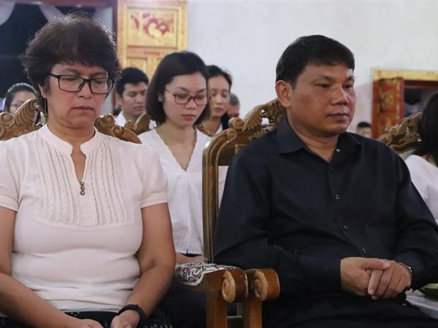 คณะเภสัชศาสตร์,ร่วมกับหน่วยงานราชการและเอกชน,เป็นเจ้าภาพในพิธีบำเพ็ญกุศลสรีระสังขาร,หลวงปู่พระอุบาลีคุณูปมาจารย์,(ปวง,ธมฺมปญฺญมหาเถร,ป.ธ.,๕)