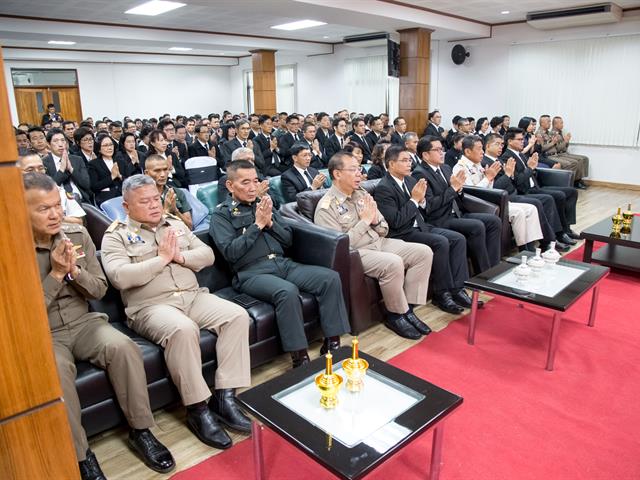 มหาวิทยาลัยพะเยา,เข้าร่วมพิธีบำเพ็ญกุศลทางศาสนา,และร่วมวางพวงมาลา,เนื่องในวันรพี,ประจำปี,2562,ณ,ศาลจังหวัดพะเยา
