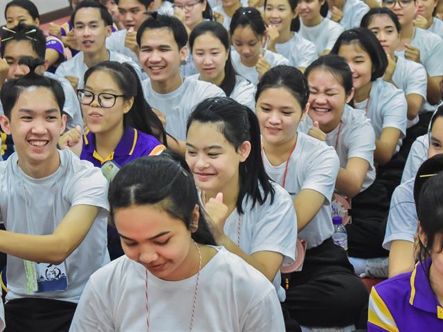 คณะศิลปศาสตร์ร่วมกับสโมสรนิสิตคณะศิลปศาสตร์,จัดโครงการ,“ห้องเชียร์”,ประจำปีการศึกษา,2562