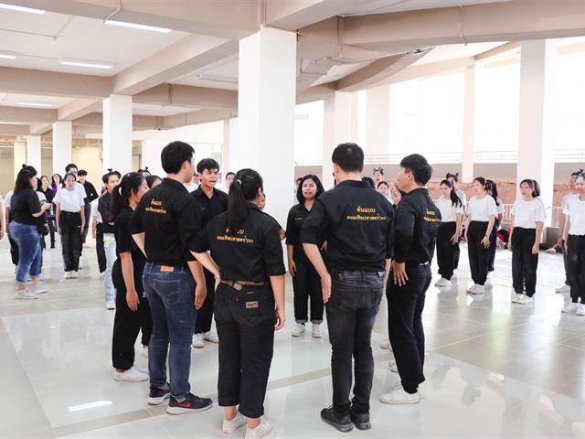 หน่วยกิจการนิสิตคณะศิลปศาสตร์ร่วมกับสโมสรนิสิตคณะศิลปศาสตร์,จัดกิจกรรมรับน้องใหม่,2562