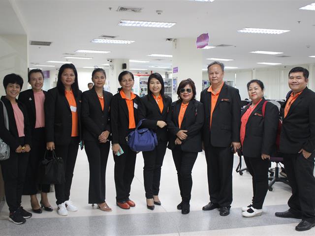 คณะผู้บริหาร,บุคลากร,มหาวิทยาลัยเทคโนโลยีสุรนารีและโรงเรียนราชสีมาวิทยาลัย,จังหวัดนครราชสีมา,,เยี่ยมชมศูนย์บรรณสารและสื่อการศึกษา,มหาวิทยาลัยพะเยา