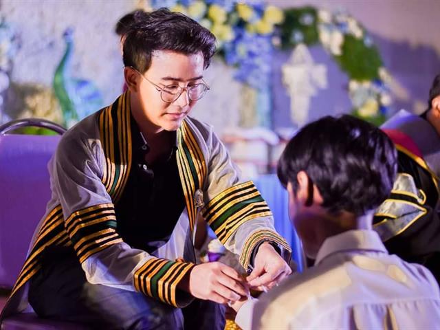 พิธีมอบเสื้อปฏิบัติการวิชาชีพสาธารณสุขชุมชนและเข็มสมเด็จพระมหิตลาธิเบศ,อดุลยเดชวิกรม,พระบรมราชชนกแก่นิสิตสาขาวิชาอนามัยชุมชน
