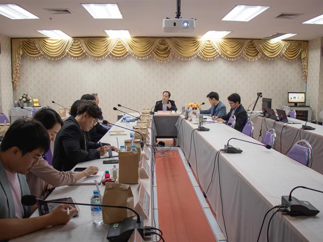 คณะศิลปศาสตร์,ได้จัดการประเมินคุณภาพการศึกษาภายในระดับคณะ,หลักสูตร,,,,,ศิลปศาสตรบัณฑิต,สาขาวิชาภาษาไทย,และ,สัมภาษณ์คณะกรรมการประจำคณะฯ