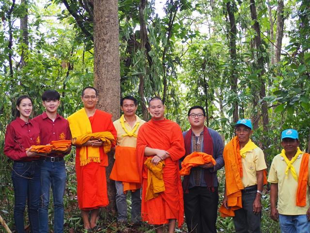 คณะรัฐศาสตร์และสังคมศาสตร์,มหาวิทยาลัยพะเยา,จัดโครงการบวชต้นไม้,เพื่ออนุรักษ์ป่า,อนุรักษ์น้ำ,:,จากแรงศรัทธาสู่การบวชป่าชุมชน