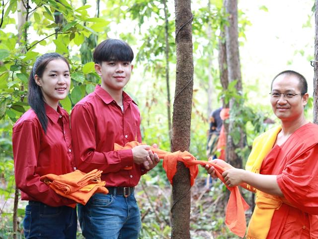 คณะรัฐศาสตร์และสังคมศาสตร์,มหาวิทยาลัยพะเยา,จัดโครงการบวชต้นไม้,เพื่ออนุรักษ์ป่า,อนุรักษ์น้ำ,:,จากแรงศรัทธาสู่การบวชป่าชุมชน