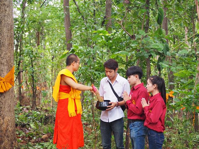 คณะรัฐศาสตร์และสังคมศาสตร์,มหาวิทยาลัยพะเยา,จัดโครงการบวชต้นไม้,เพื่ออนุรักษ์ป่า,อนุรักษ์น้ำ,:,จากแรงศรัทธาสู่การบวชป่าชุมชน