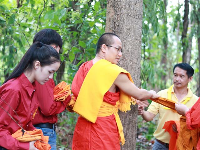 คณะรัฐศาสตร์และสังคมศาสตร์,มหาวิทยาลัยพะเยา,จัดโครงการบวชต้นไม้,เพื่ออนุรักษ์ป่า,อนุรักษ์น้ำ,:,จากแรงศรัทธาสู่การบวชป่าชุมชน
