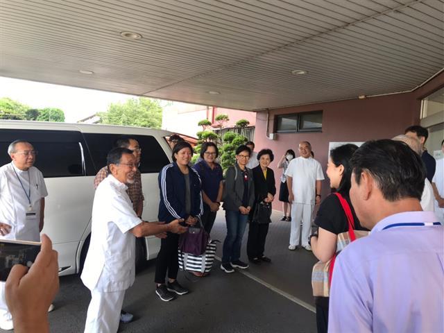 Asst.,Prof.,Paralee,Opasanan,,Dean,of,School,of,Nursing,University,of,Phayao,,and,executive,committee,visited,Josai,Hospital,,Yuki,,Japan,on,26-30,July,,2019