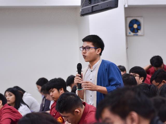 คณะรัฐศาสตร์และสังคมศาสตร์,มหาวิทยาลัยพะเยา,จัดงานสัมมนาวิชาการด้านรัฐศาสตร์และสังคมศาสตร์,สัมมนารัฐศาสตร์และสังคมศาสตร์วิชาการ,“คนเล็กในโลกที่แปรปรวน”,เนื่องในโอกาสครบรอบ,5,ปี,คณะรัฐศาสตร์และสังคมศาสตร์