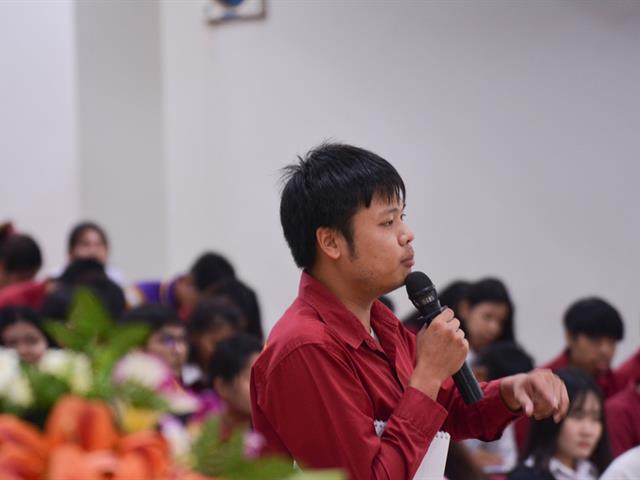 คณะรัฐศาสตร์และสังคมศาสตร์,มหาวิทยาลัยพะเยา,จัดงานสัมมนาวิชาการด้านรัฐศาสตร์และสังคมศาสตร์,สัมมนารัฐศาสตร์และสังคมศาสตร์วิชาการ,“คนเล็กในโลกที่แปรปรวน”,เนื่องในโอกาสครบรอบ,5,ปี,คณะรัฐศาสตร์และสังคมศาสตร์