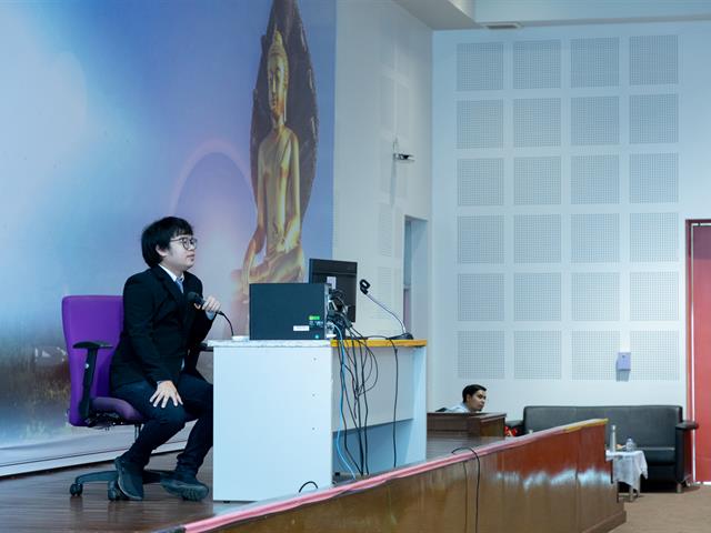 คณะทันตแพทยศาสตร์เข้าร่วมการแนะแนวทางการศึกษาวิชาชีพทันตแพทย์แก่นักเรียนชั้น,ม.6,โรงเรียนสาธิต,ม.พะเยา