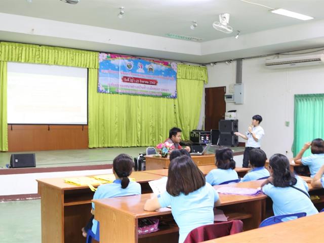 คณะเกษตรศาสตร์และทรัพยากรธรรมชาติ,ม.พะเยา,รับเชิญเป็นวิทยากรให้ความรู้อบรมโครงการพัฒนาศักยภาพสตรีตำบลบ้านต๊ำ,และโครงการอยู่ดี,กินดี,สุขภาพดี,ด้วยวิถีพอเพียง,ปี,2562