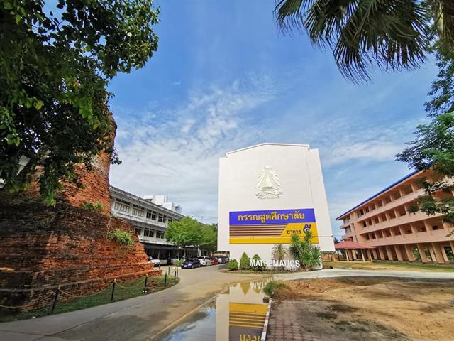 รศ.,ดร.,ภก.,สุรศักดิ์,เสาแก้ว,คณบดีคณะเภสัชศาสตร์,เข้าร่วมโครงการแนะแนวสัญจร,ปีการศึกษา,2563,ในโครงการผู้บริหารมหาวิทยาลัยพะเยา,พบผู้บริหารสถานศึกษาและครูแนะแนว