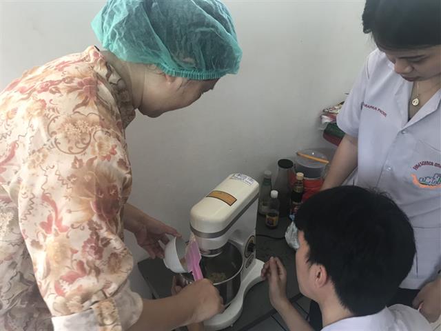 สาขาวิทยาศาสตร์และเทคโนโลยีการอาหาร,คณะเกษตรศาสตร์และทรัพยากรธรรมชาติ,ม.พะเยา,ดำเนินการถ่ายทอดเทคโนโลยีการผลิตคุกกี้สิงคโปร์เสริมแคลเซียมจากก้างและกระดูกปลานิล