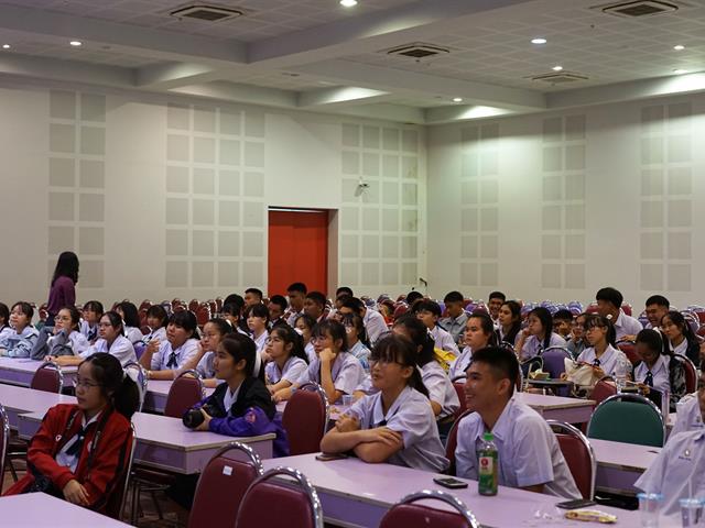 โรงเรียนสาธิตม.พะเยาจัดกิจกรรมเปิดโลกกว้างทางการศึกษา,ประจำปีการศึกษา,2562