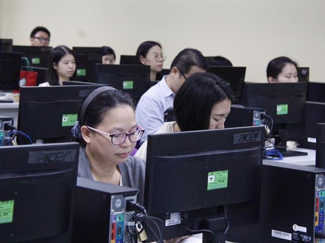 กิจกรรมอบรมใช้ฐานข้อมูล,UP,QA,และ,CHE,QA,Online,