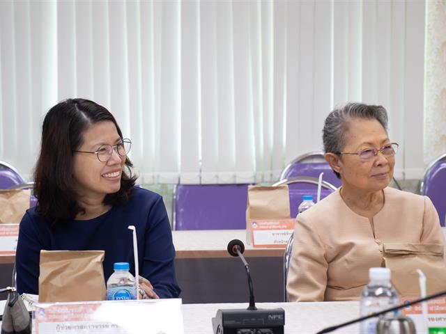 คณะศิลปศาสตร์,รับฟังรายงานผลการประเมินคุณภาพการศึกษาภายในระดับหลักสูตร,ปีการศึกษา,2561,,หลักสูตรศิลปศาสตร์บัณฑิต,ระดับปริญญาตรี,จำนวน,5,หลักสูตร
