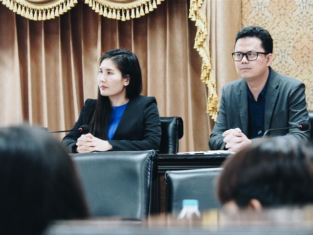 คณะนิติศาสตร์,ได้จัดงานเสวนาวิชาการในหัวข้อเรื่อง,"กรณีศึกษา:,แจก,F,แจก,I,หรือ,Thesis,ไม่ผ่าน,ทำไมอาจารย์ต้องรับผิด"