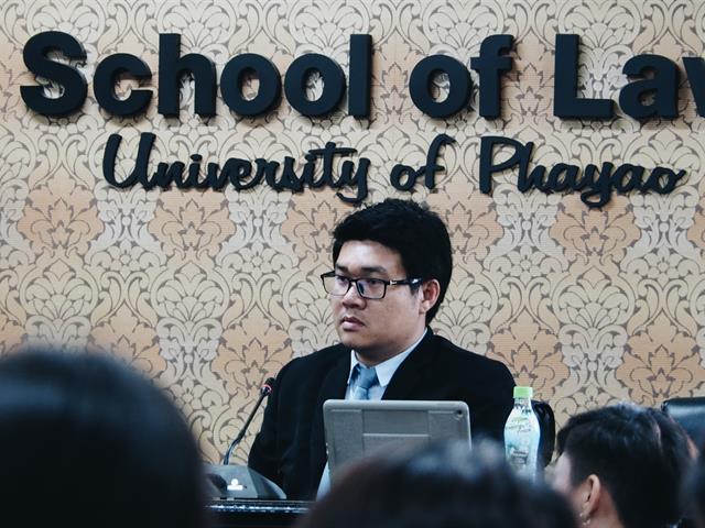 คณะนิติศาสตร์,ได้จัดงานเสวนาวิชาการในหัวข้อเรื่อง,"กรณีศึกษา:,แจก,F,แจก,I,หรือ,Thesis,ไม่ผ่าน,ทำไมอาจารย์ต้องรับผิด"
