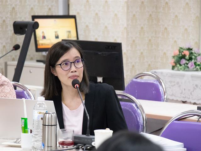 คณะศิลปศาสตร์,รับฟังรายงานผลการประเมินคุณภาพการศึกษาภายในระดับหลักสูตร,,หลักสูตรศิลปศาสตรมหาบัณฑิต,และ,หลักสูตรศิลปศาสตรดุษฎีบัณฑิต,ปีการศึกษา,2561