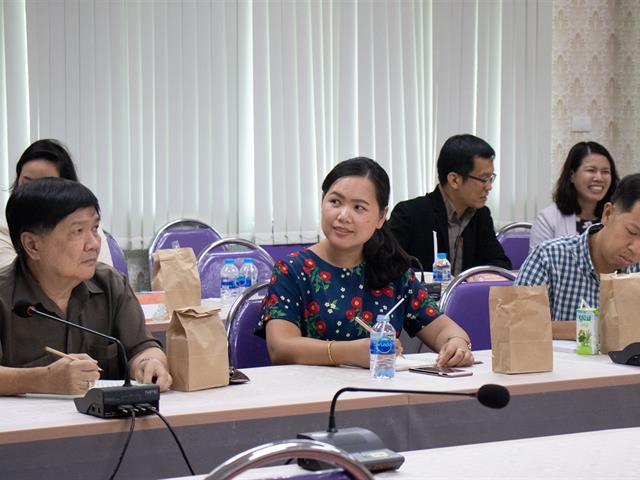 คณะศิลปศาสตร์,รับฟังรายงานผลการประเมินคุณภาพการศึกษาภายในระดับหลักสูตร,,หลักสูตรศิลปศาสตรมหาบัณฑิต,และ,หลักสูตรศิลปศาสตรดุษฎีบัณฑิต,ปีการศึกษา,2561