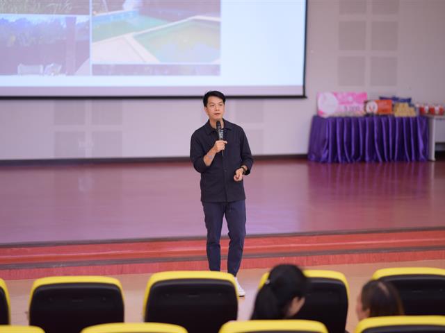 สาขาวิชาการตลาด,MIS,จัดงานสัมมนาในหัวข้อ,“สร้างแบรนด์ยุคดิจิทัลกับ,Tor,penguin”