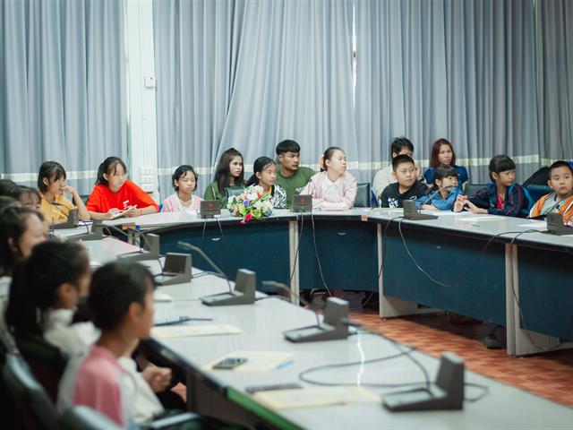 คณะเกษตรศาสตร์และทรัพยากรธรรมชาติ,ม.พะเยา,ร่วมจัดกิจกรรมการบรรยายให้ความรู้เกี่ยวกับเศรษฐกิจพอเพียงและการเล่าประสบการณ์ของนิสิตจากชีวิตจริง,“,เรื่องการต่อยอดงานอดิเรกมาสู่รายได้,”