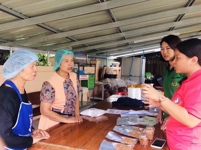 คณะเกษตรศาสตร์และทรัพยากรธรรมชาติ,ม.พะเยา,ถ่ายทอดเทคโนโลยีการพัฒนาและออกแบบกระบวนการผลิตผลิตภัณฑ์น้ำพริกสมุนไพร,(น้ำพริกคั่ว),เพื่อยกระดับสินค้า,OTOP