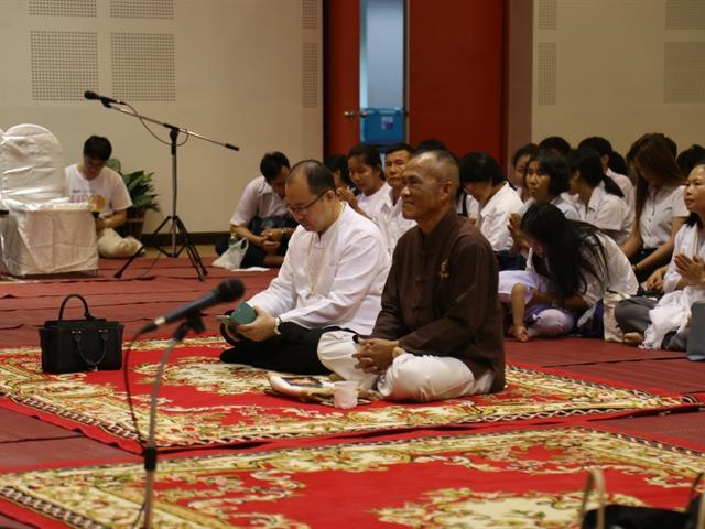 ม.พะเยา,จัดกิจกรรมเจริญจิตภาวนา,ในโครงการธรรมะสุขใจ,เสริมสร้างคุณธรรมจริยธรรมในองค์กร