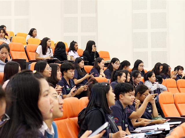 คณะวิทยาศาสตร์การแพทย์,จัดอบรมมาตรฐานอุตสาหกรรม,เตรียมความพร้อมนิสิตก่อนเข้าสู่ตลาดแรงงาน