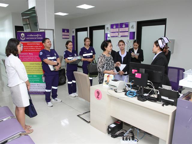 ศูนย์การแพทย์และโรงพยาบาลมหาวิทยาลัยพะเยา,ต้อนรับคณะกรรมการตรวจประเมินจากสำนักงานหลักประกันสุขภาพแห่งชาติ,เขต,1,เชียงใหม่,มาตรวจประเมินศูนย์การแพทย์และโรงพยาบาลมหาวิทยาลัยพะเยา,เพื่อขึ้นทะเบียนเป็นหน่วยบริการในระบบหลักประกันสุขภาพแห่งชาติ,(สปสช.)