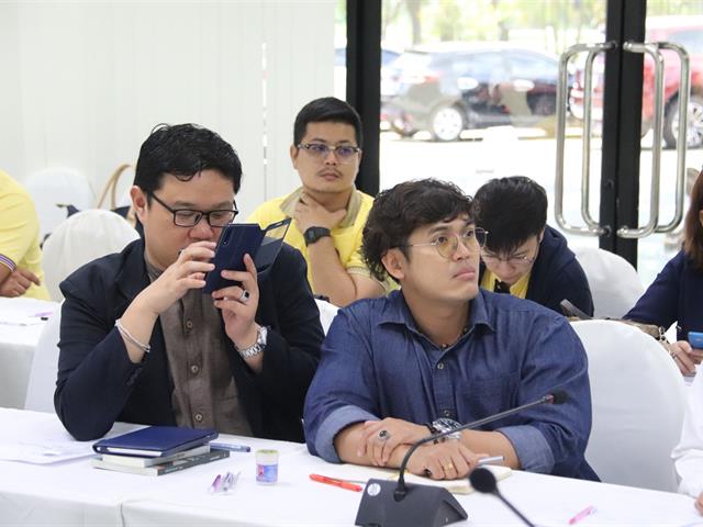 รองคณบดีฝ่ายคุณภาพนิสิต,คณะศิลปศาสตร์,เข้าร่วมประชุมโครงการ,“ศิษย์เก่าสัมพันธ์”