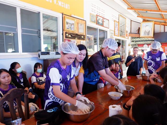 โรงเรียนสาธิตม.พะเยา,ดำเนินกิจกรรมจิตอาสาเรียนรู้วิถีชุมชน,ประจำปี,2562