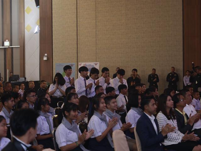 นิสิตสาขาวิชาการส่งเสริมสุขภาพ,คณะแพทยศาสตร์,มหาวิทยาลัยพะเยา,,เข้าร่วมพิธีประกาศผลและมอบรางวัลโครงการจิตสำนึกรักเมืองไทยปีที่,11,,สำนักงานเลขานุการสำนักงานปลัดกระทรวงกลาโหม