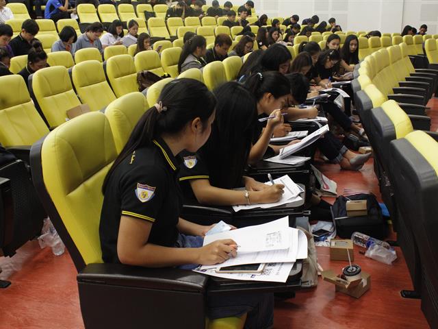 สาขาวิชาการเงินและการธนาคาร,MIS,,ร่วมกับบริษัทหลักทรัพย์,บัวหลวง,จำกัด,(มหาชน),จัดอบรมโครงการ,“ความรู้เกี่ยวกับการลงทุน,และการออม”,,,,,