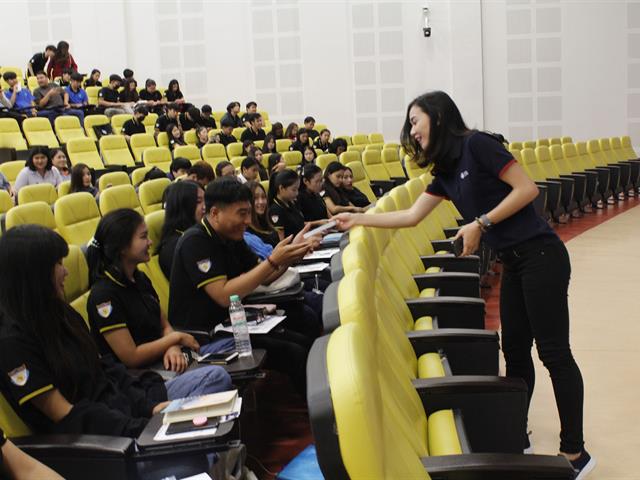 สาขาวิชาการเงินและการธนาคาร,MIS,,ร่วมกับบริษัทหลักทรัพย์,บัวหลวง,จำกัด,(มหาชน),จัดอบรมโครงการ,“ความรู้เกี่ยวกับการลงทุน,และการออม”,,,,,