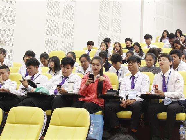 สาขาวิชาการเงินและการธนาคาร,MIS,ร่วมมือกับสถาบันฝึกอบรมสมาคมบริษัทหลักทรัพย์ไทย,จัดอบรมโครงการ,“ความรู้เกี่ยวกับตลาดทุน”