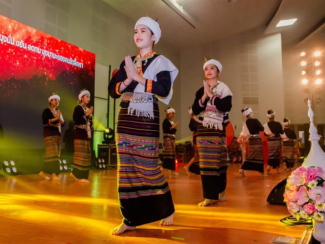 โรงเรียนสาธิตม.พะเยา,ดำเนินกิจกรรมงานแสดงประจำปี,สาธิตวิพิธทัศนา,ครั้งที่,5,“อารยะล้านนา”