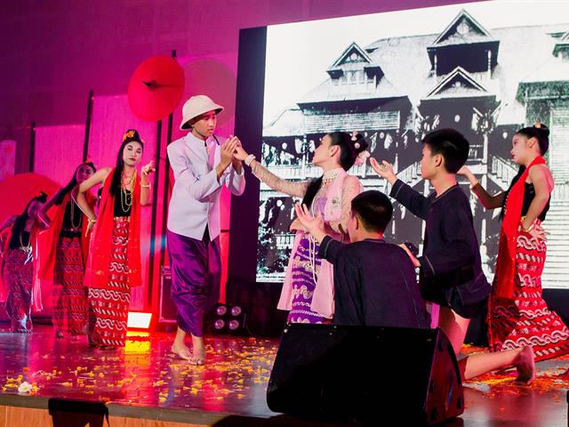 โรงเรียนสาธิตม.พะเยา,ดำเนินกิจกรรมงานแสดงประจำปี,สาธิตวิพิธทัศนา,ครั้งที่,5,“อารยะล้านนา”