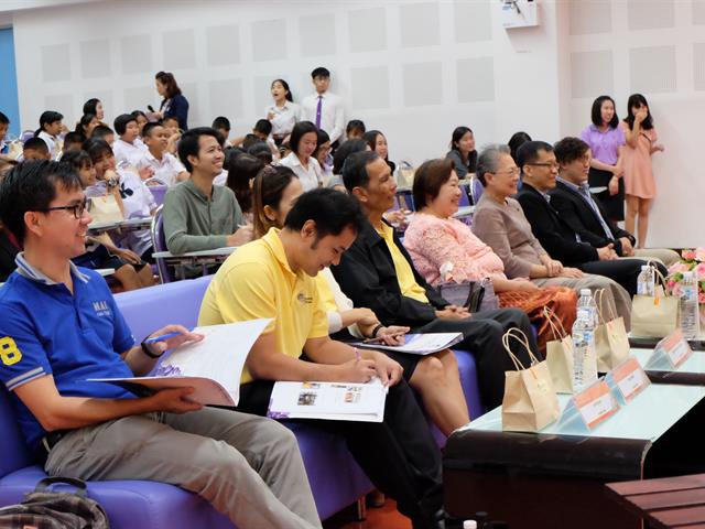 กิจกรรม,ชม,ช่วย,เชียร์,คณะศิลปศาสตร์
