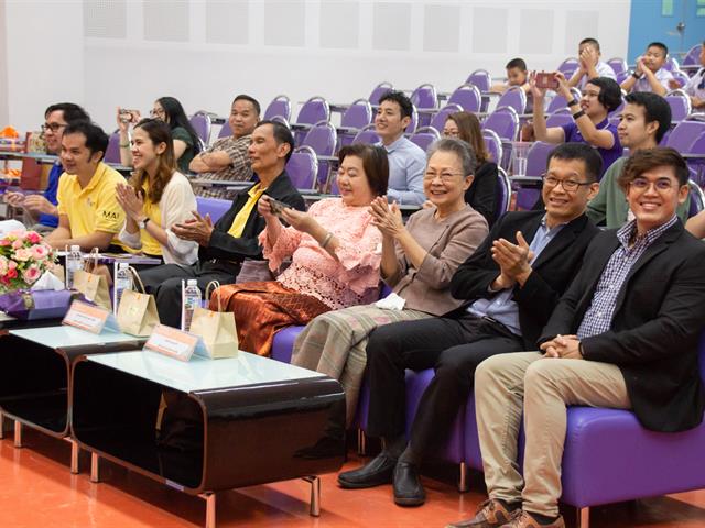 คณะศิลปศาสตร์จัดโครงการ,“นำเสนอและลงพื้นที่เพื่อรายงานความก้าวหน้า,1,คณะ,1,โมเดล”