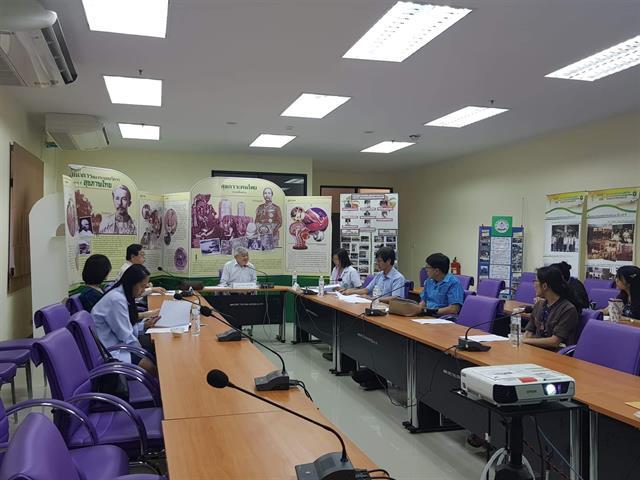 คณบดีคณะแพทยศาสตร์,เล็งเห็นถึงความสำคัญของหลักสูตรแพทยศาสตร์,จึงได้เข้าร่วมประชุมศูนย์แพทยศาสตร์โรงพยาบาลนครพิงค์